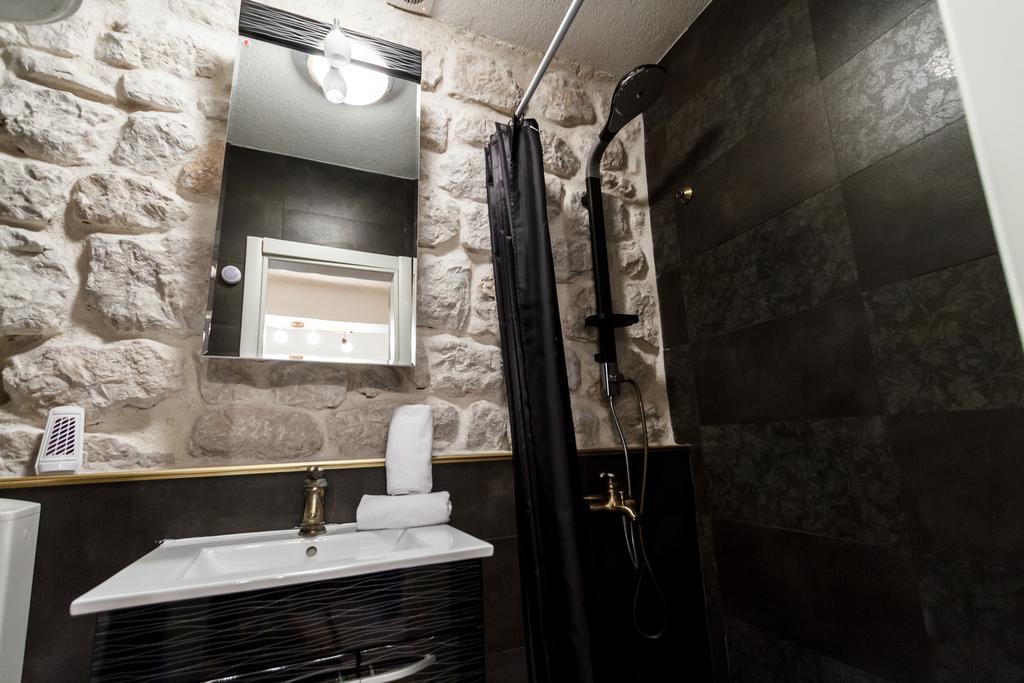 Hill Apartments Kotor Ngoại thất bức ảnh