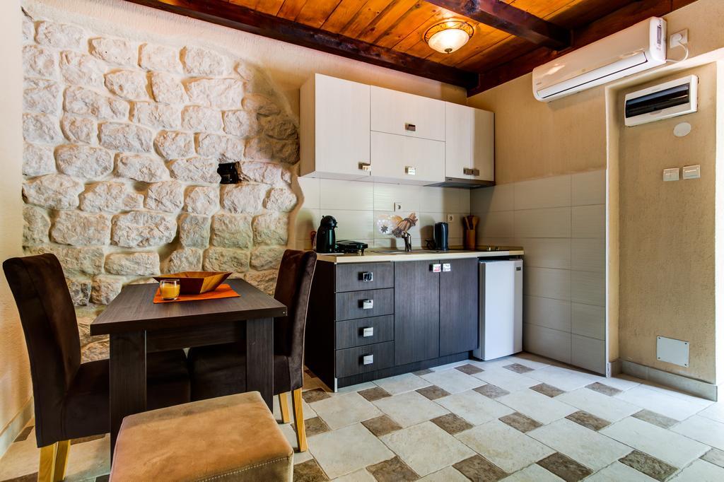 Hill Apartments Kotor Ngoại thất bức ảnh